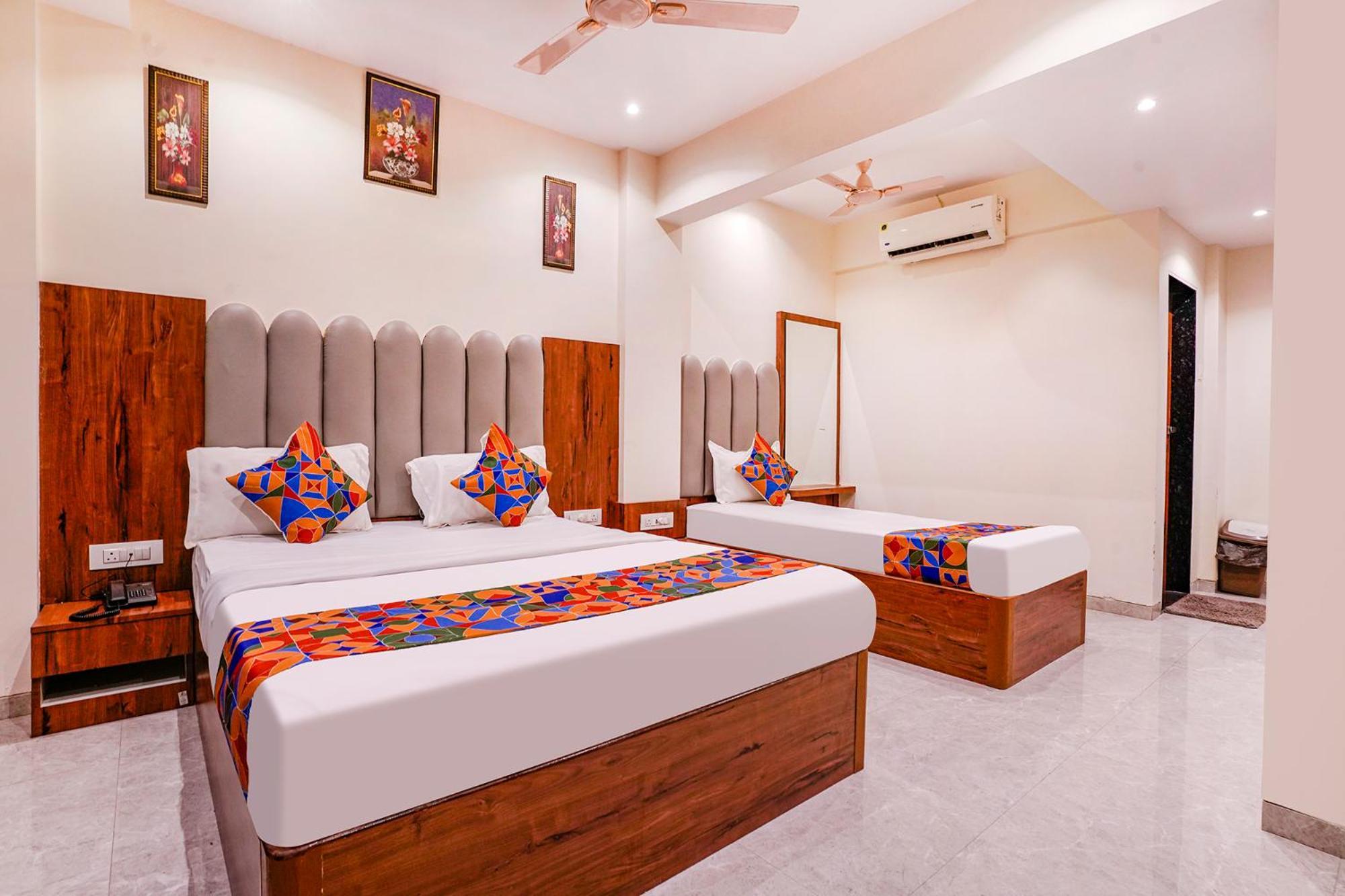 Fabexpress Utsav Residency - Nr Panvel Hotell Jāmb Eksteriør bilde