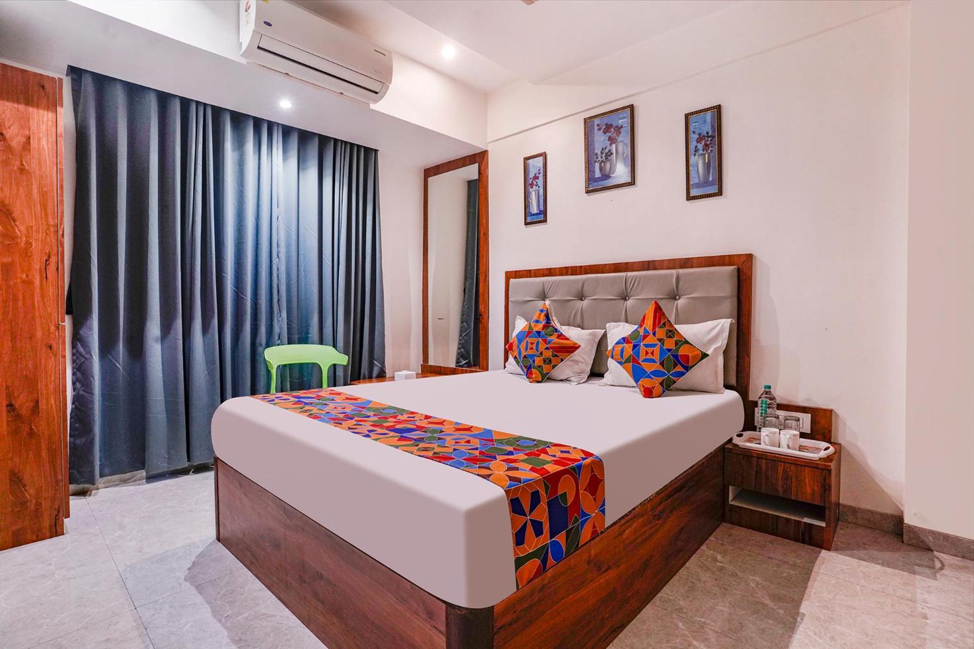 Fabexpress Utsav Residency - Nr Panvel Hotell Jāmb Eksteriør bilde